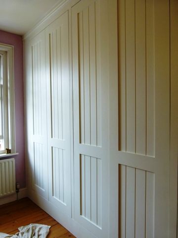 fitted victorian wardrobe